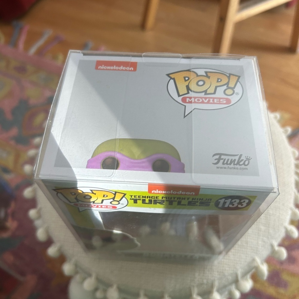 DONATELLO--1133---FUNKO POP! MOVIES - Picture 3 of 13